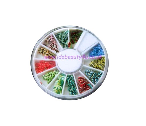 Fette nail art forma di - a,